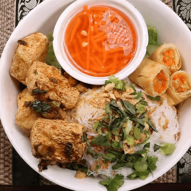 Vietnamese Vermicelli Noodle.
